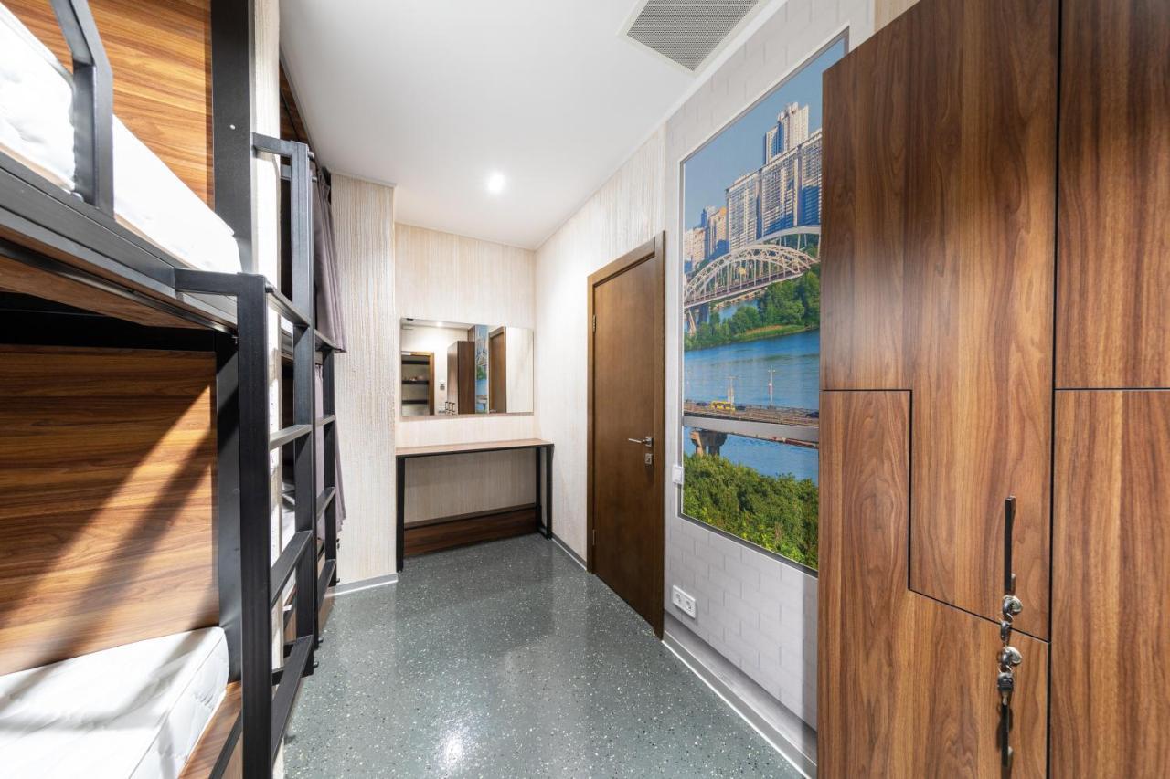 Misto Capsule Hotel Kiev Ngoại thất bức ảnh