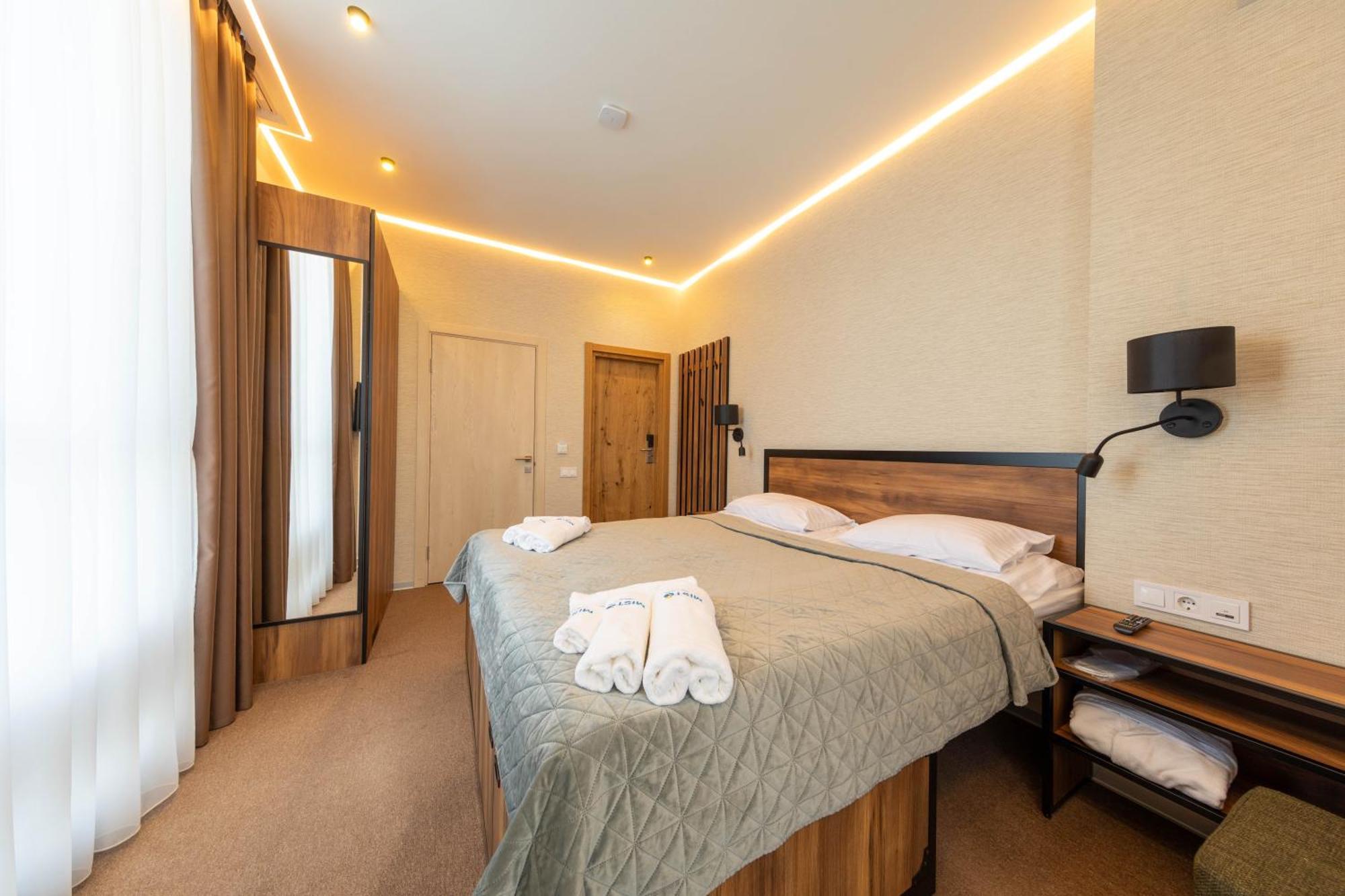 Misto Capsule Hotel Kiev Ngoại thất bức ảnh