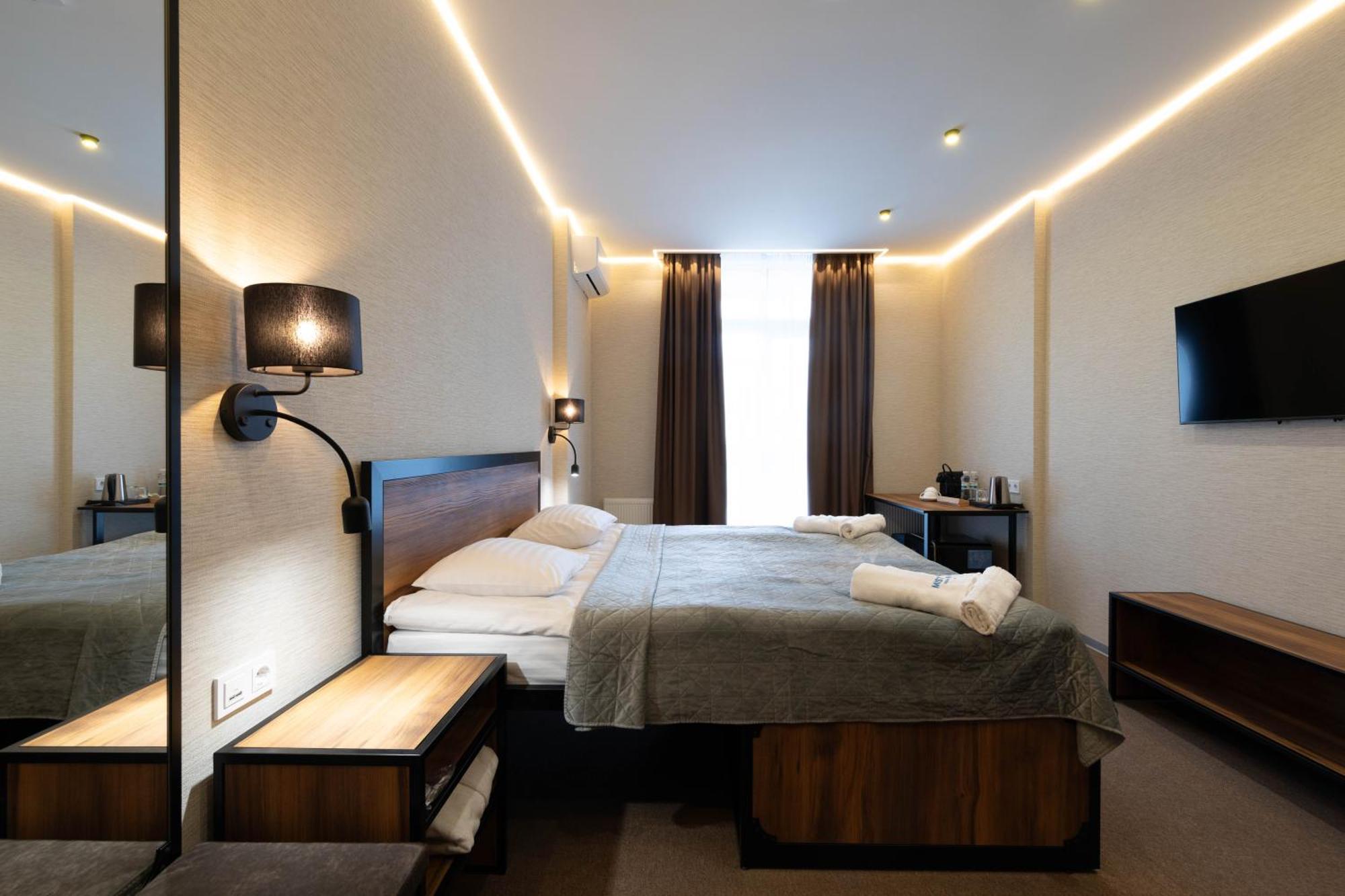 Misto Capsule Hotel Kiev Ngoại thất bức ảnh